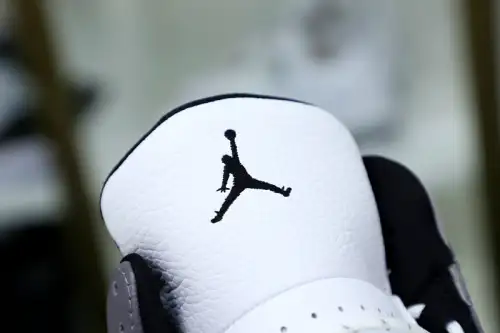 Air Jordan 13 Retro 