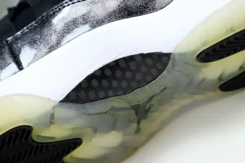 Jordan Air Jordan 11 Retro Low Barons 