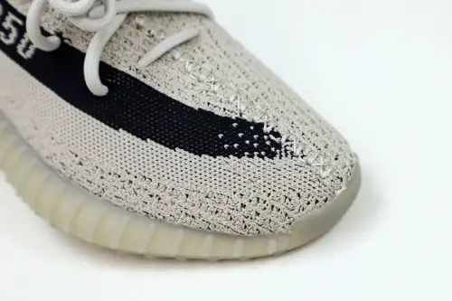 Yeezy Boost 350 V2 