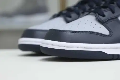 Nike Dunk Low Retro 
