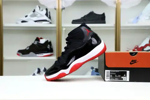 Air Jordan 11 Retro 