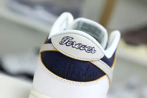 Huf X Nike Dunk Low 