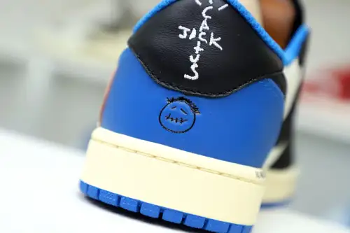 Fragment Design X Travis Scott X Air Jordan 1 Low 