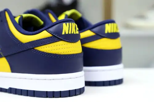 Dunk Low 