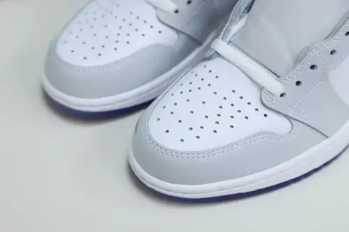 Air Jordan 1 High Zoom 