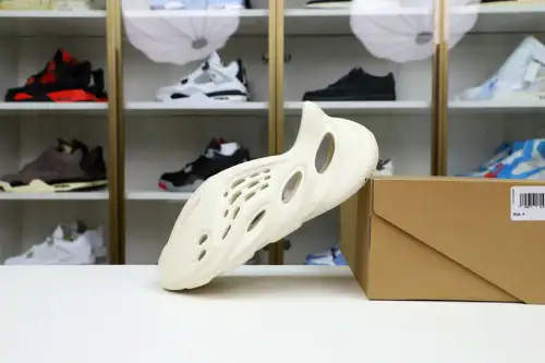 Yeezy Foam Runner 