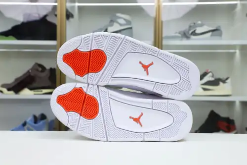 Jordan Air Jordan 4 Retro“Orange Metallic 