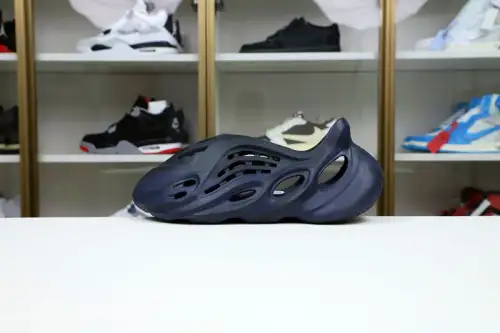 Yeezy Foam Runner 