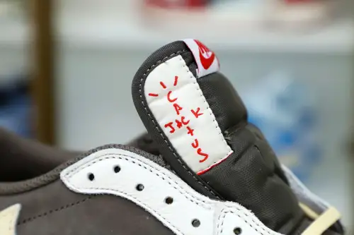 Travis Scott X Air Jordan 1 Low Og Reverse Mocha 