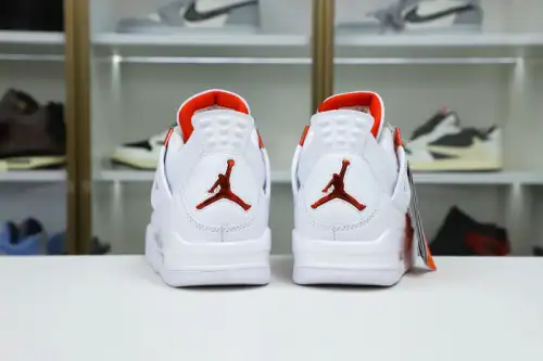 Jordan Air Jordan 4 Retro“Orange Metallic 