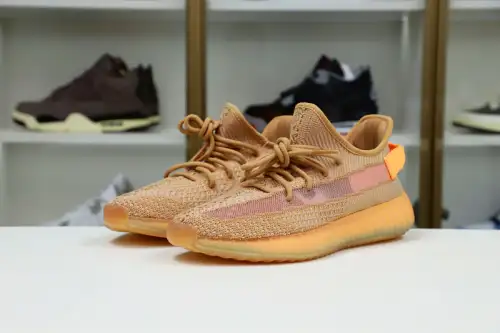 Yeezy Boost 350 V2 