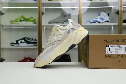 Yeezy Boost 700 