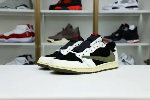 Travis Scott X Nike Air Jordan 1 Low Og “Olive” 
