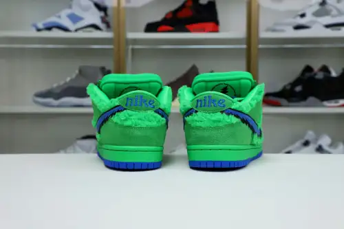 Grateful Dead X Dunk Low Sb Green 