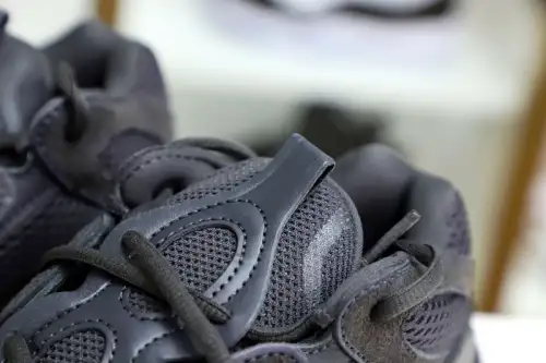 Yeezy 500 F36640 