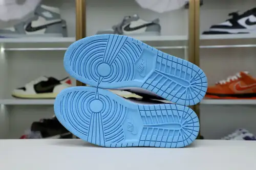 Wmns Air Jordan 1 Retro High Og 