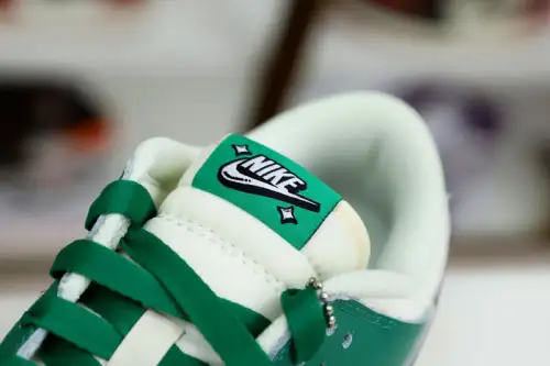 Nike Dunk Low Retro Se Lottery Jackpot 