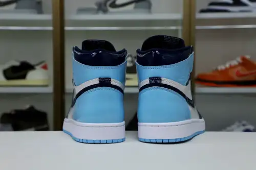Wmns Air Jordan 1 Retro High Og 