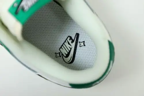 Nike Dunk Low Retro Se Lottery Jackpot 