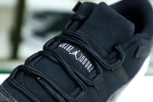 Jordan Air Jordan 11 Retro Low Barons 