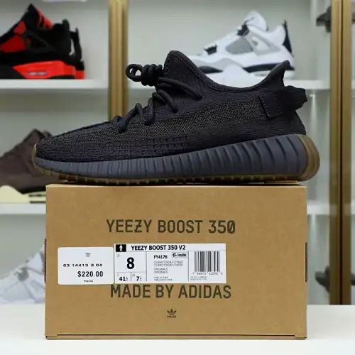 Yeezy Boost 350 V2 
