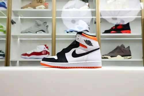 Air Jordan 1 Retro High Og Electro Orange