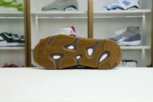 Yeezy Boost 700 