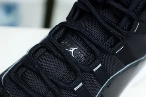 Air Jordan 11 Retro