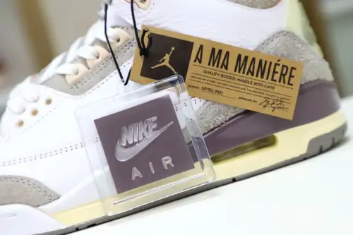 Maniére X Wmns Air Jordan 3 