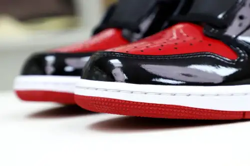 Air Jordan 1 High Og Bred Patent 