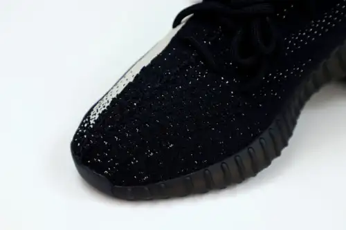 Yeezy Boost 350 V2 