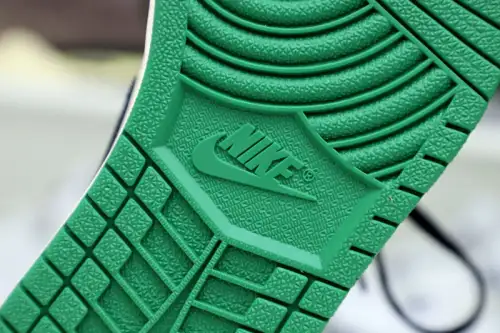 Air Jordan 1 