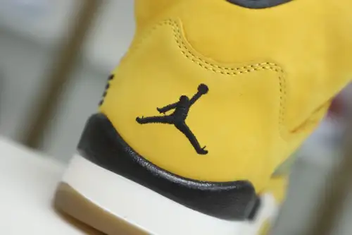 Air Jordan 5 Retro Tokyo T23 454783-701 