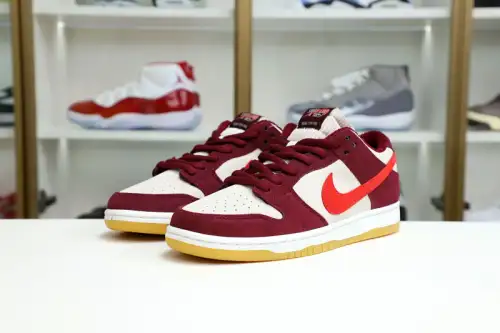 Nike Dunk Sb Low Skate Like A Girl 