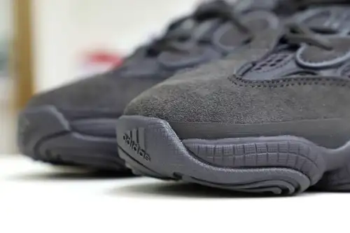 Yeezy 500 F36640 