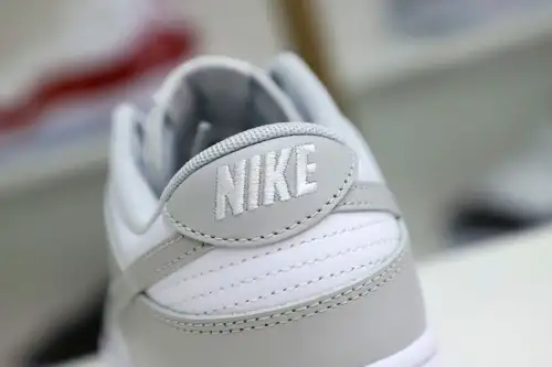 Nike Dunk Low Retro Grey Fog 