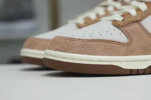 Dunk Low Retro Prm Medium Curry 