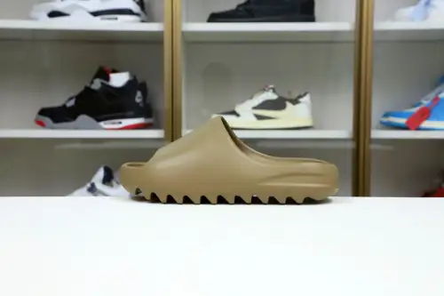 Yeezy Slide Brownfv8425 