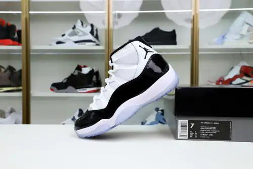 Air Jordan 11 Retro 