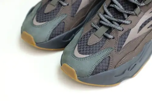 Yeezy Boost 700 V2 