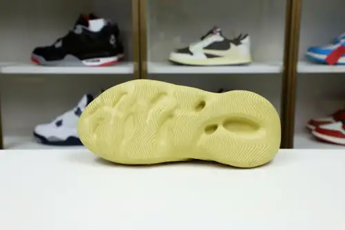 Yeezy Foam Runner 