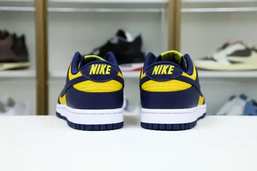 Dunk Low 