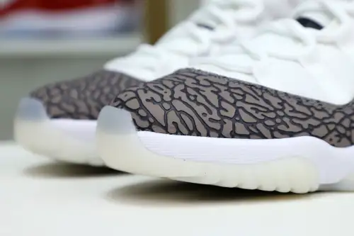 Air Jordan 11 