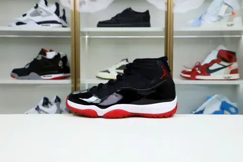 Air Jordan 11 Retro 