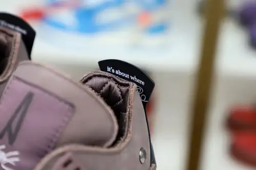 Air Jordan 4 Am 