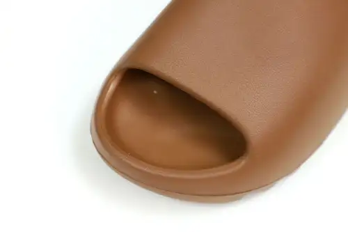 Yeezy Slide 