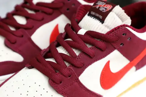 Nike Dunk Sb Low Skate Like A Girl 
