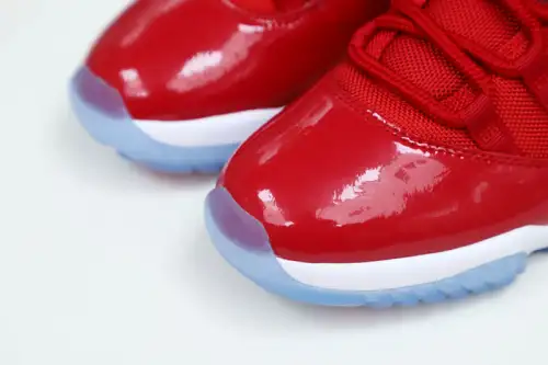 Jordan 11 Retro Win Like 96 378037-623 