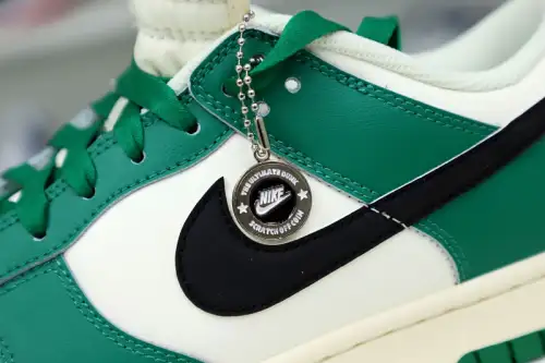 Nike Dunk Low Retro Se Lottery Jackpot 