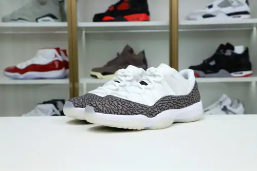 Air Jordan 11 